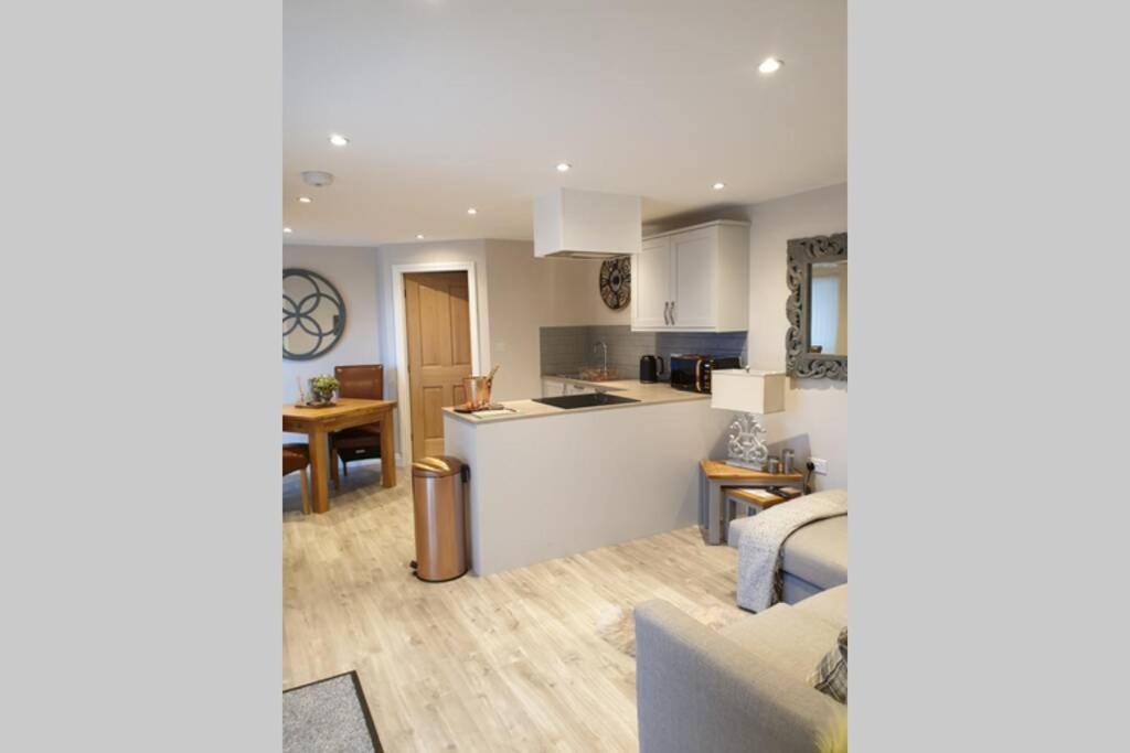Luxury Five Star Cottage One Tantobie 외부 사진